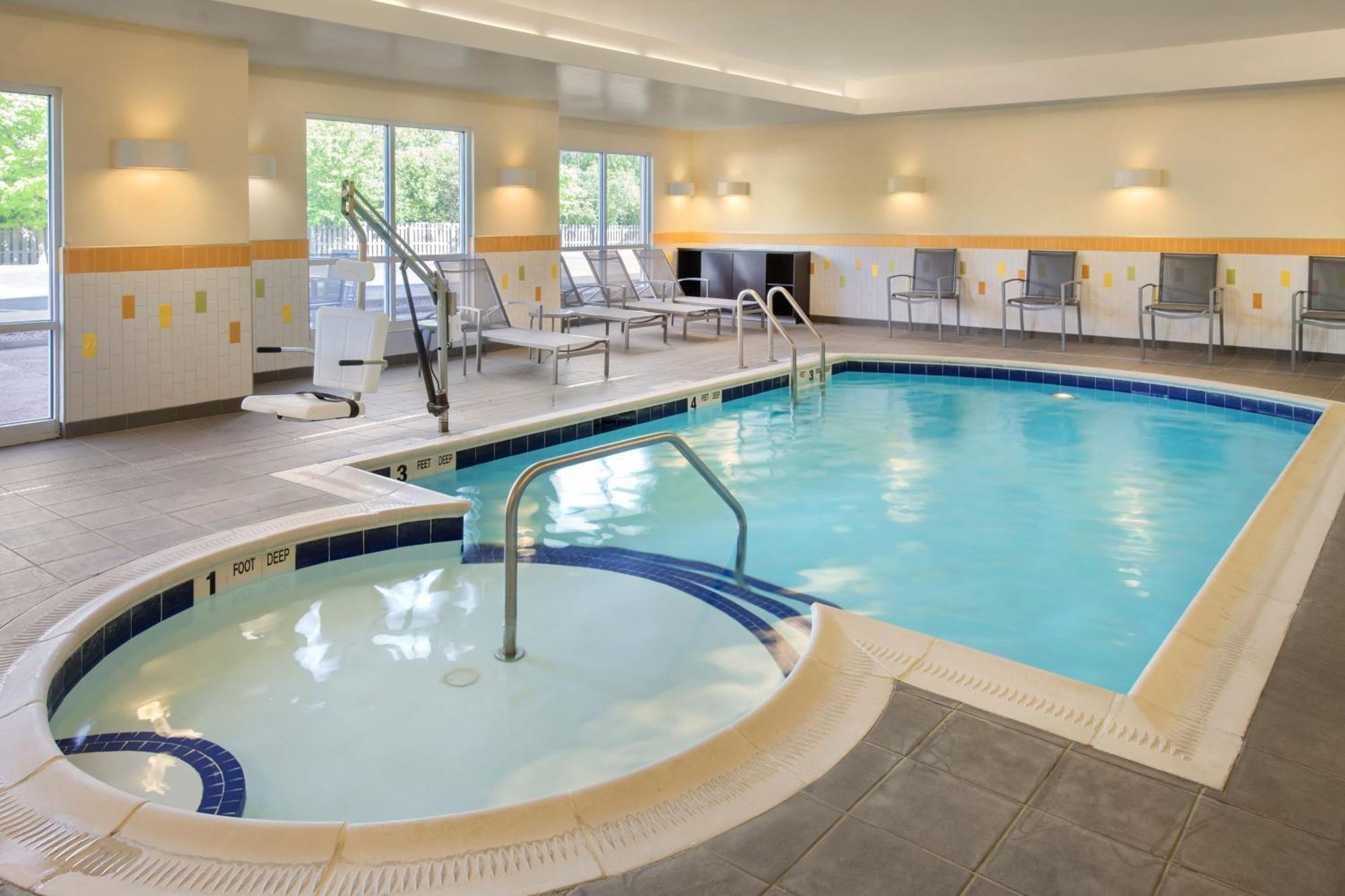 Fairfield Inn & Suites By Marriott Watertown Thousand Islands Екстер'єр фото