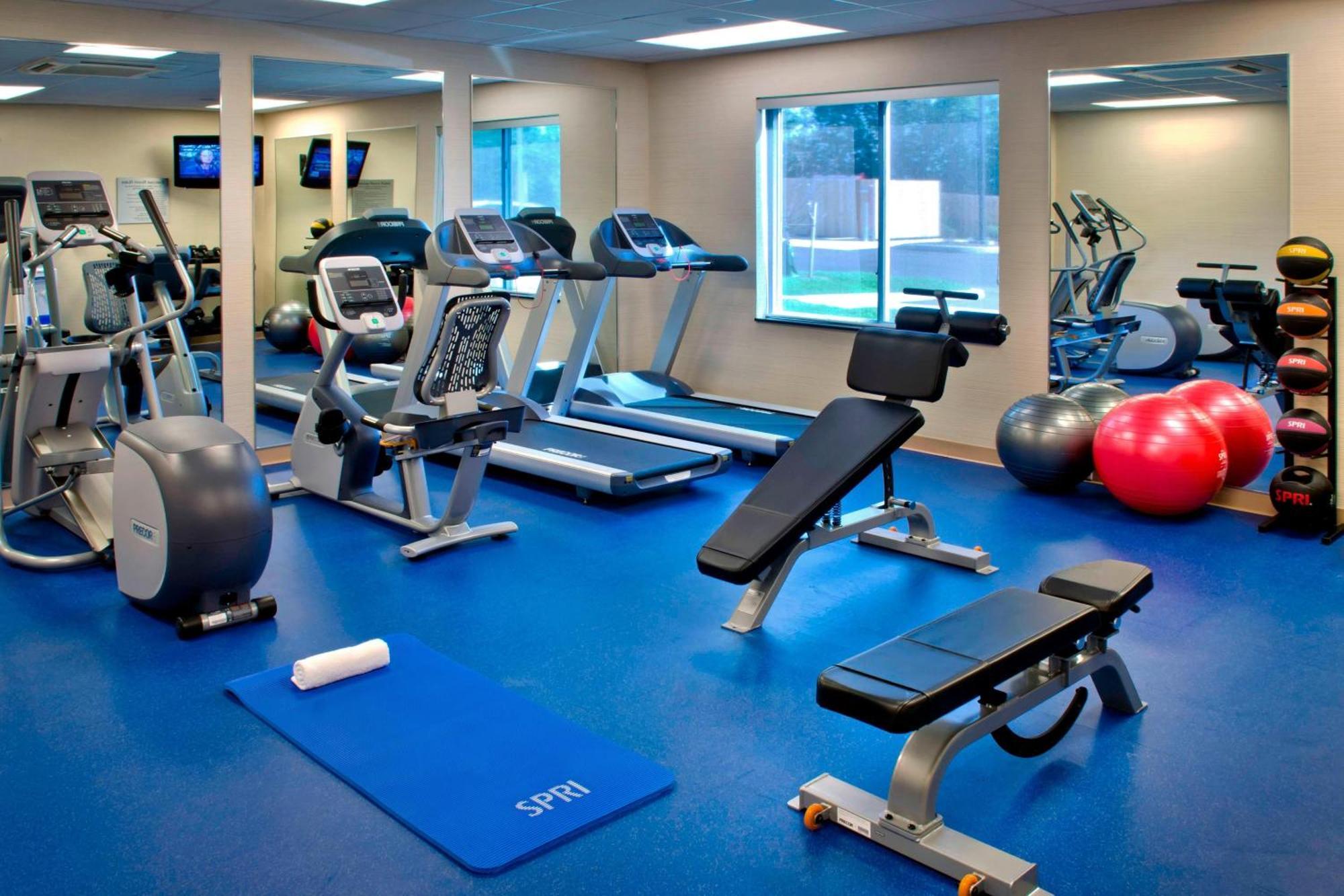 Fairfield Inn & Suites By Marriott Watertown Thousand Islands Екстер'єр фото